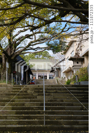南州神社の入り口風景 南州神社の入り口風景 111872335