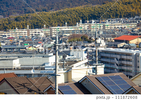 【京都風景】宇治平尾の公園から見た醍醐周辺の眺め 【京都風景】宇治平尾の公園から見た醍醐周辺の眺め 111872608