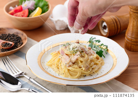 カルボナーラ スパゲッティ カルボナーラ スパゲッティ 111874135