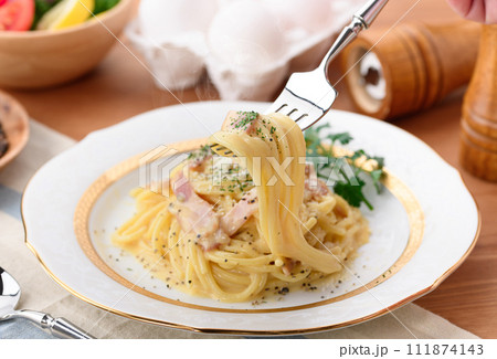 カルボナーラ スパゲッティ カルボナーラ スパゲッティ 111874143