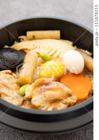おいしい釜飯弁当 111878213