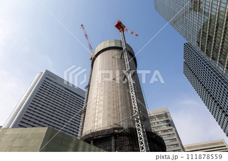 解体工事中の大阪マルビル(2024年2月11日撮影) 解体工事中の大阪マルビル(2024年2月11日撮影) 111878559