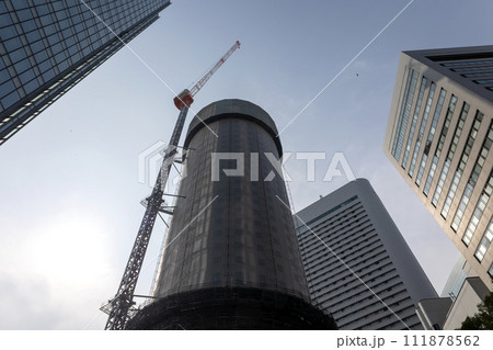 解体工事中の大阪マルビル(2024年2月11日撮影) 解体工事中の大阪マルビル(2024年2月11日撮影) 111878562