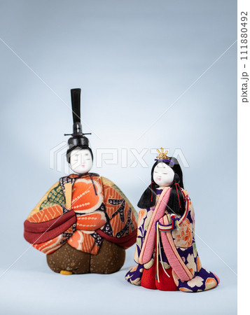 雛人形（お雛様とお内裏様）（木目込み人形） 111880492