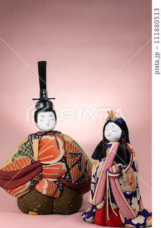 雛人形(お雛様とお内裏様)(木目込み人形) 雛人形(お雛様とお内裏様)(木目込み人形) 111880513