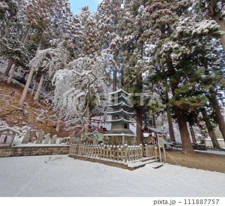横山不動尊の雪景色 横山不動尊の雪景色 111887757