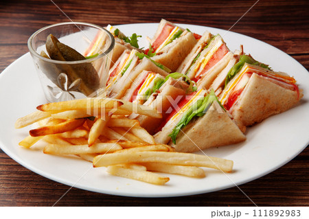 クラブハウスサンド 111892983