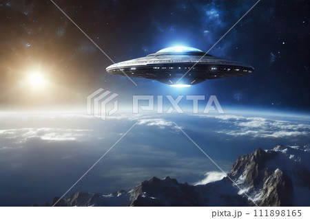 地球に接近するUFOのイメージ 111898165