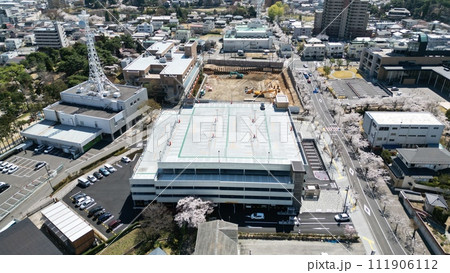 郡山市の交通結節点 - 麓山駐車場の空撮 郡山市の交通結節点 - 麓山駐車場の空撮 111906112