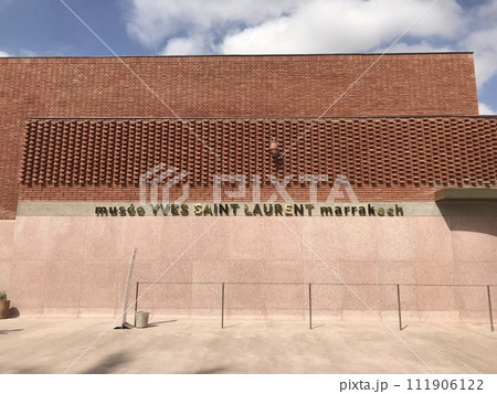 有名ブランドのデザイナー美学へイヴ・サンローラン美術館 有名ブランドのデザイナー美学へイヴ・サンローラン美術館 111906122