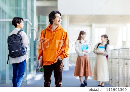 大学生 大学 大学生 大学 111908360