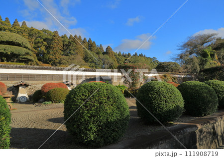 日南市飫肥城下町の四半的射場の和の景色 111908719