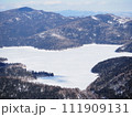 雪の然別湖 111909131