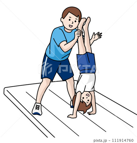 体操教室の子供とコーチ 111914760