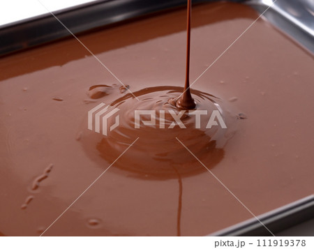 チョコレート 湯煎 溶ける チョコレート 湯煎 溶ける 111919378