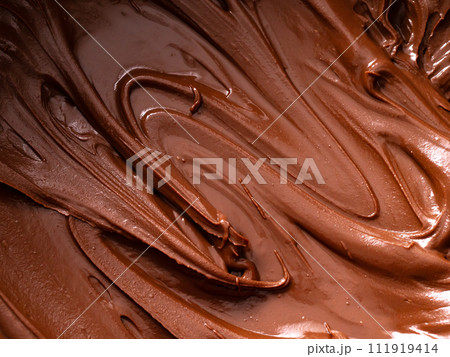 チョコレート　湯煎　溶ける 111919414