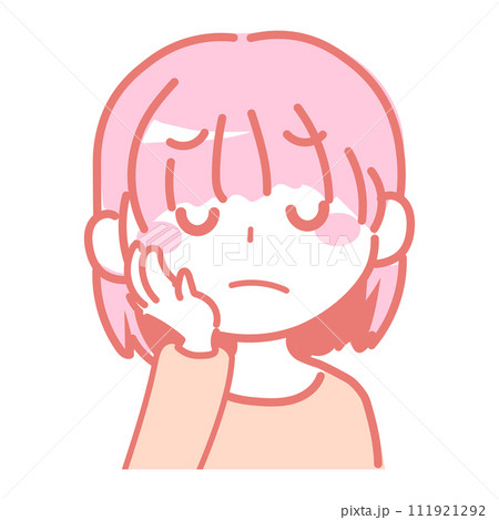 首を傾げて悩んでいる女性 困っている3-4 首を傾げて悩んでいる女性 困っている3-4 111921292