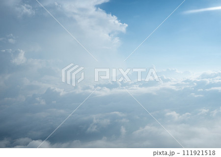 雲の上から見える空 111921518