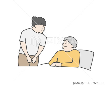 女性介護士とベッドにいる高齢女性 女性介護士とベッドにいる高齢女性 111925988