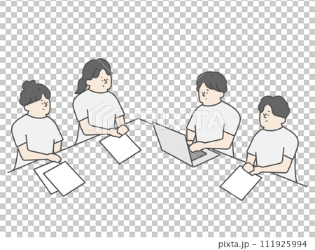 会議をする介護スタッフ 会議をする介護スタッフ 111925994
