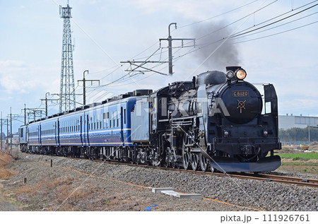 両毛線　国定ー岩沼　JR東日本　C61-20＋12系＋EF64-1001（高崎）　試運転 111926761