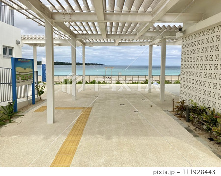沖縄県金武町KINサンライズビーチ 沖縄県金武町KINサンライズビーチ 111928443
