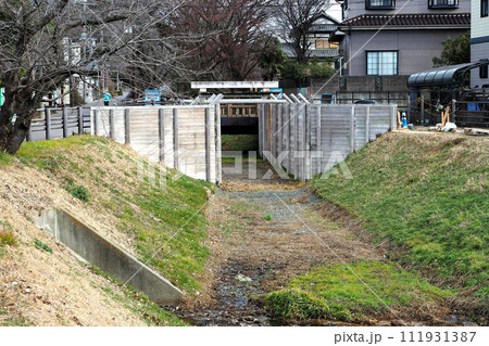 見沼通船堀跡 東縁二の関の復元【埼玉県さいたま市】 見沼通船堀跡 東縁二の関の復元【埼玉県さいたま市】 111931387