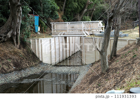 見沼通船堀跡 西縁一の関の復元【埼玉県さいたま市】 見沼通船堀跡 西縁一の関の復元【埼玉県さいたま市】 111931393