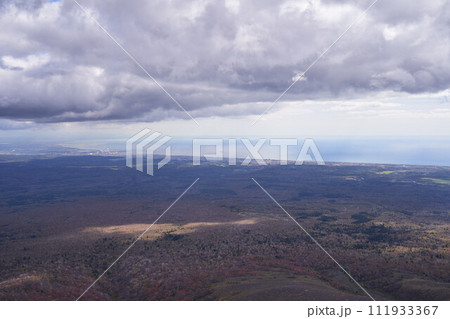 北海道 樽前山山頂からの太平洋 北海道 樽前山山頂からの太平洋 111933367