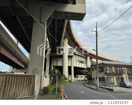 首都高 加平インター 出入口 首都高 加平インター 出入口 111935247