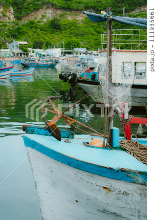 boats on the shore, pebble beach, fishing boats 111935661