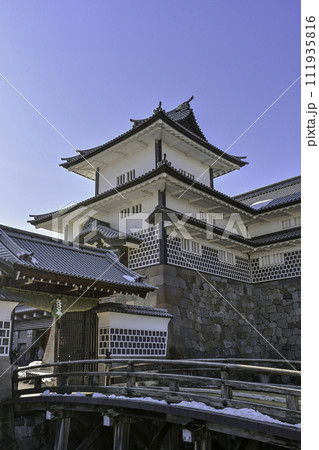金沢城公園のしめ飾り 111935816