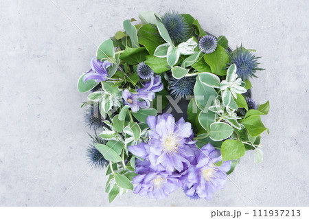 紫色の花たちのリース 紫色の花たちのリース 111937213