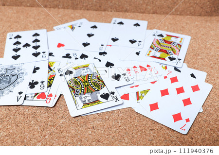 トランプ, 玩具, ゲーム, おもちゃ, 勝負, 遊び, カードゲーム, ポーカー トランプ, 玩具, ゲーム, おもちゃ, 勝負, 遊び, カードゲーム, ポーカー 111940376