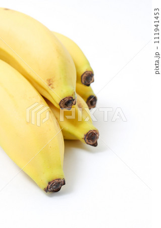 ばなな、バナナ、果物、果実、フルーツ、皮、食べ物、食品、フレッシュ、デザート、実、新鮮 111941453