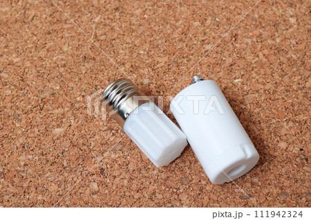 グロー電球、グローランプ、点灯管、電気、明かり、照明、電気、日用品、照明器具、ランプ、ライト、電球 グロー電球、グローランプ、点灯管、電気、明かり、照明、電気、日用品、照明器具、ランプ、ライト、電球 111942324