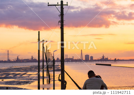 江川海岸の海中電柱 111942711