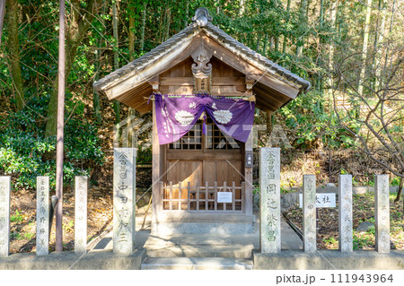 大阪府吹田市垂水町の垂水神社　摂末社　皇太社 111943964