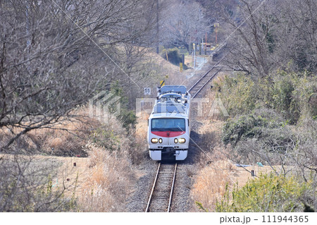 久留里線　平山ー久留里　JR東日本　キヤE193（秋田）　East-iD 111944365