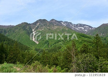 春の八海山 春の八海山 111951619