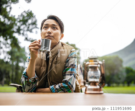 キャンプ　アウトドア 111951690