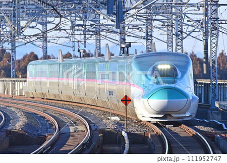 東北新幹線　那須塩原　JR東日本　E5系　U35編成（仙台）　はやぶさ　はやて　やまびこ　なすの　 111952747