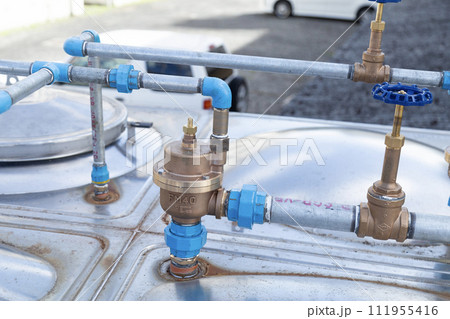 受水槽廻り給水配管 111955416