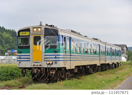 久留里線 小櫃ー下郡 JR東日本 キハ37-1002(幕張) 久留里線 小櫃ー下郡 JR東日本 キハ37-1002(幕張) 111957671