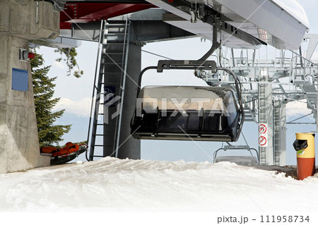 Chair lift cabin Chair lift cabin 111958734