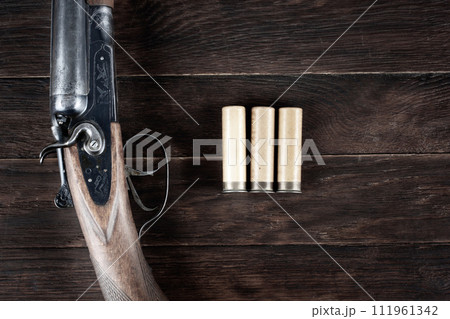 12 gauge break action smooth-bored shotgun with paper cartridges. 12 gauge break action smooth-bored shotgun with paper cartridges. 111961342