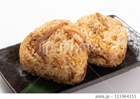 鶏ごぼう おにぎり 鶏ごぼう おにぎり 111964151