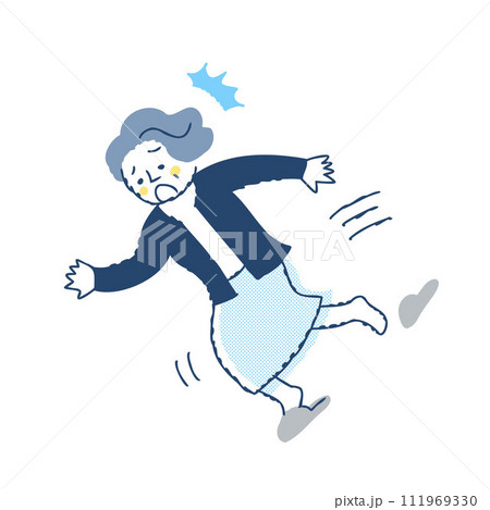 つまずいて転びそうになっているシニア女性 つまずいて転びそうになっているシニア女性 111969330