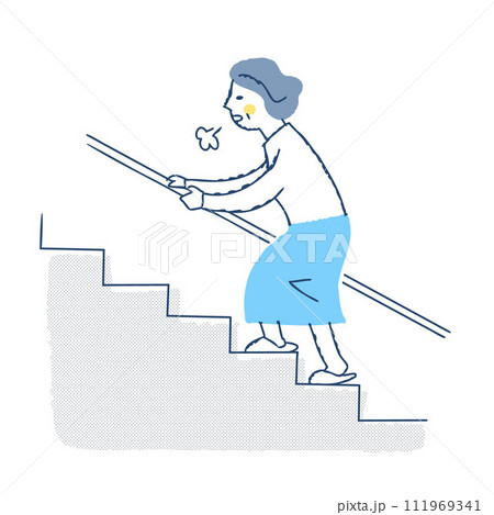 手すりを使って階段を上がるシニア女性 111969341