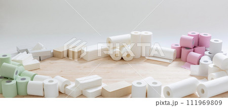 トイレットペーパー、キッチンタオル等、ペーパー類 トイレットペーパー、キッチンタオル等、ペーパー類 111969809